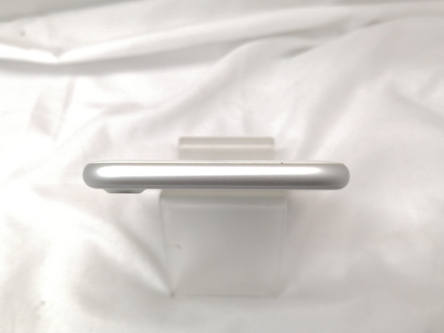 【中古】Apple au 【SIMロック解除済み】 iPhone 7 128GB シルバー MNCL2J/A【戸塚】保証期間１ヶ月【ランクA】_2