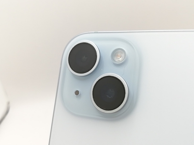 【中古】Apple 国内版 【SIMフリー】 iPhone 15 Plus 256GB ブルー MU0N3J/A【川崎駅前】保証期間１ヶ月【ランクB】_6