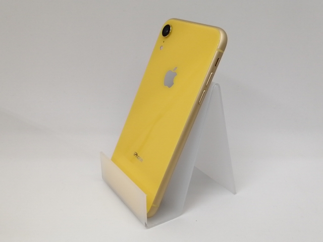 【中古】Apple au 【SIMロック解除済み】 iPhone XR 64GB イエロー MT082J/A【戸塚】保証期間１ヶ月【ランクB】