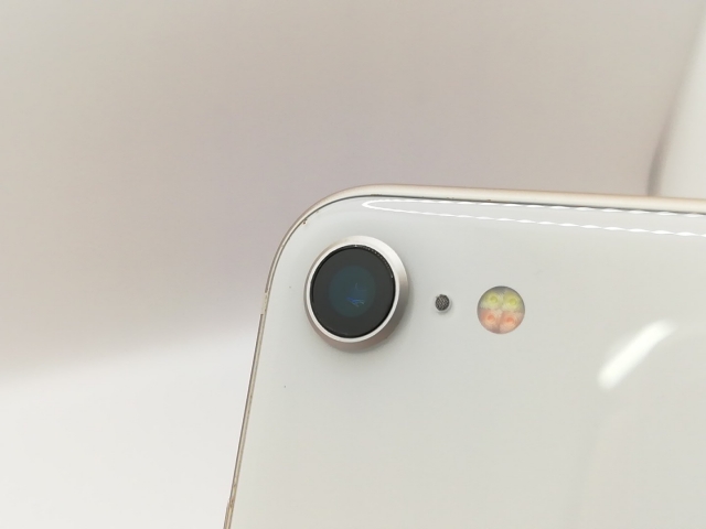 【中古】Apple SoftBank 【SIMフリー】 iPhone SE（第3世代） 128GB スターライト MMYG3J/A【戸塚】保証期間１ヶ月【ランクB】_7