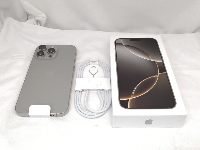 Apple iPhone XS シルバー 本体(MTE12J/A) iPhoneXS 256GB シルバー MTE12J／A 国内版SIMフリー MTE12J/A