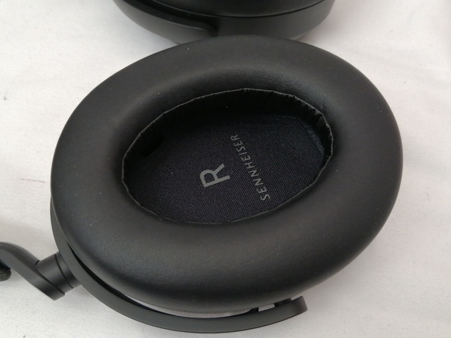 【中古】SENNHEISER MOMENTUM 4 Wireless [BLACK]【大須】保証期間１ヶ月【ランクB】_6