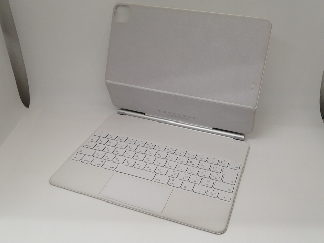 【中古】Apple Magic Keyboard 日本語（JIS） ホワイト iPad Pro 12.9インチ（第3/第4/第5/第6世代）用 MJQL3J/A【戸塚】保証期間１週間