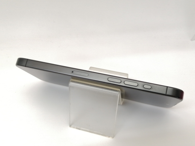 【中古】Apple 国内版 【SIMフリー】 iPhone 15 Pro Max 256GB ブラックチタニウム MU6P3J/A【戸塚】保証期間１ヶ月【ランクA】