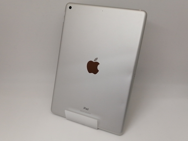 【中古】Apple 【Wi-Fi】 iPad（第7世代/2019） 32GB シルバー MW752J/A【戸塚】保証期間１ヶ月【ランクC】
