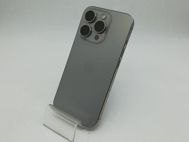 【中古】Apple docomo 【SIMフリー】 iPhone 15 Pro 128GB ナチュラルチタニウム MTU93J/A【秋葉本店】保証期間１ヶ月【ランクB】