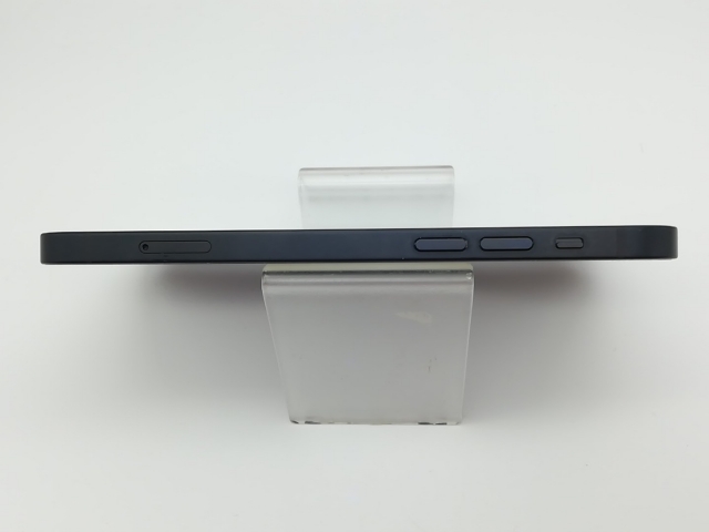 【中古】Apple docomo 【SIMロック解除済み】 iPhone 12 64GB ブラック MGHN3J/A【秋葉本店】保証期間１ヶ月【ランクB】_5