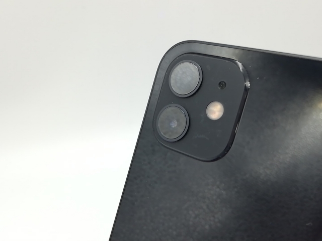 【中古】Apple docomo 【SIMロック解除済み】 iPhone 12 64GB ブラック MGHN3J/A【秋葉本店】保証期間１ヶ月【ランクB】_6
