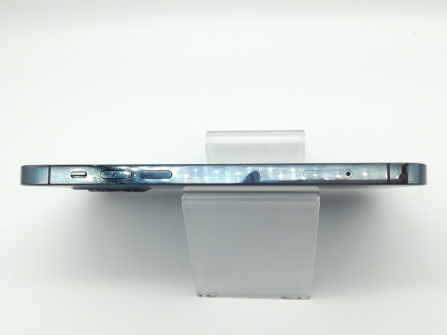 【中古】Apple au 【SIMロック解除済み】 iPhone 12 Pro 256GB パシフィックブルー MGMD3J/A【秋葉本店】保証期間１ヶ月【ランクC】_5
