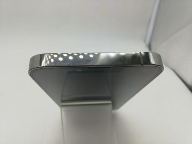 【中古】Apple au 【SIMフリー】 iPhone 13 Pro 128GB グラファイト MLUE3J/A【秋葉本店】保証期間１ヶ月【ランクB】_2