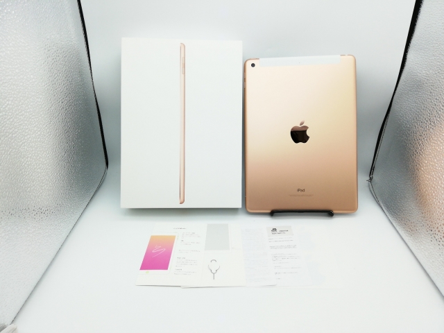 【中古】Apple docomo 【SIMロックあり】 iPad（第6世代/2018） 32GB ゴールド MRM02J/A【秋葉本店】保証期間１ヶ月【ランクB】_7