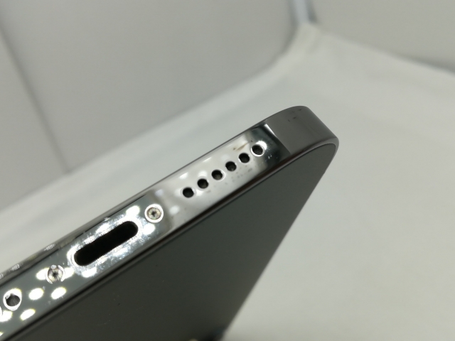 【中古】Apple docomo 【SIMロック解除済み】 iPhone 12 Pro Max 512GB グラファイト MGD33J/A【川崎】保証期間１ヶ月【ランクA】_7