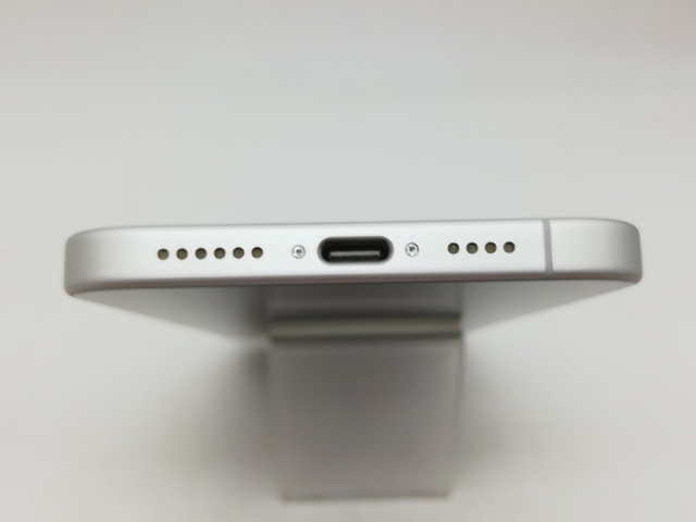 【中古】Apple 国内版 【SIMフリー】 iPhone 16 Plus 128GB ホワイト MXVC3J/A【秋葉本店】保証期間１ヶ月【ランクA】_4