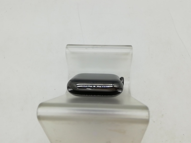 【中古】Apple Apple Watch Series8 41mm Cellular グラファイトステンレススチールケース/ミッドナイトスポーツバンド MNJJ3J/A【秋葉本店】保証期間１ヶ月【ランクA】_4