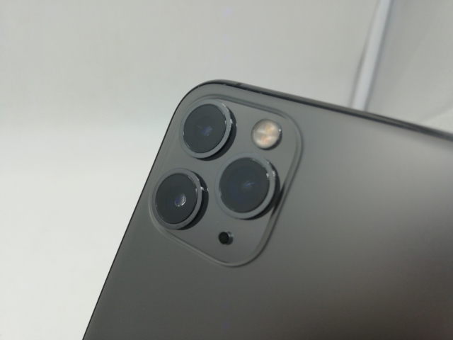 【中古】Apple 国内版 【SIMフリー】 iPhone 11 Pro 256GB スペースグレイ MWC72J/A【秋葉本店】保証期間１ヶ月【ランクB】_6