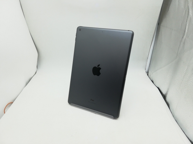 【中古】Apple 【Wi-Fi】 iPad（第7世代/2019） 128GB スペースグレイ MW772J/A【秋葉5号】保証期間１ヶ月【ランクC】