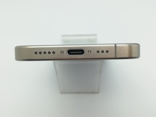 【中古】Apple au 【SIMフリー】 iPhone 15 Pro 256GB ナチュラルチタニウム MTUF3J/A【秋葉本店】保証期間１ヶ月【ランクA】_4
