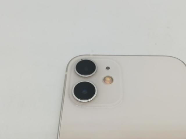 【中古】Apple 国内版 【SIMフリー】 iPhone 12 mini 256GB ホワイト MGDT3J/A【秋葉本店】保証期間１ヶ月【ランクB】_6