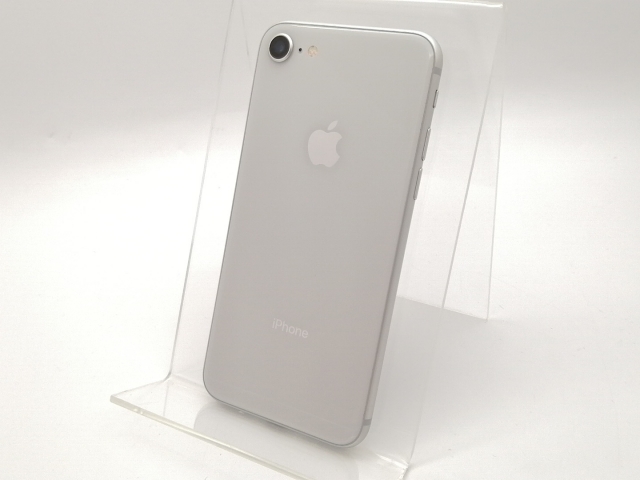 【中古】Apple au 【SIMロック解除済み】 iPhone 8 64GB シルバー MQ792J/A【大須2】保証期間１ヶ月【ランクB】