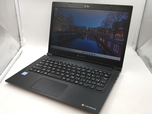 東芝dynabook S73/DP i5-第8世代　SSD256/8 M153 dynabook 東芝 TOSHIBA S73/DP 第8世代 Core i5 8250U 1.60GHz メモリ