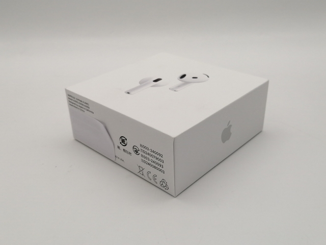 さき 未使用】Apple AirPods 4 アクティブノイズキャンセリング搭載