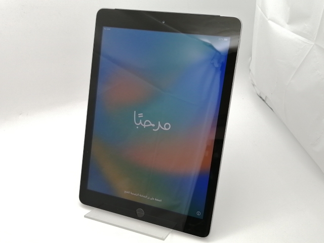 【中古】Apple 国内版 【SIMフリー】 iPad（第5世代/2017） 32GB スペースグレイ MP1J2J/A【大須2】保証期間１ヶ月【ランクB】_1