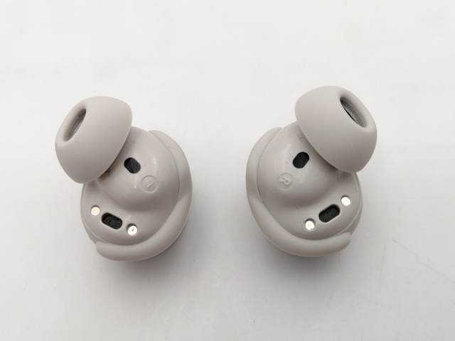 【中古】BOSE QuietComfort Earbuds 第2世代 [ホワイトスモーク]【大須2】保証期間１ヶ月【ランクA】_2