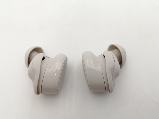 【中古】BOSE QuietComfort Earbuds 第2世代 [ホワイトスモーク]【大須2】保証期間１ヶ月【ランクA】_3