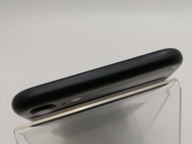 【中古】Apple docomo 【SIMロック解除済み】 iPhone SE（第2世代） 64GB ブラック MHGP3J/A（後期型番）【大須2】保証期間１ヶ月【ランクB】