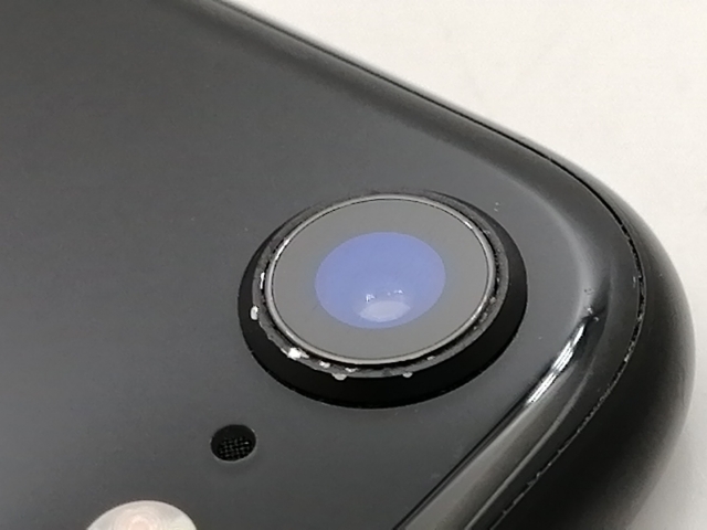 【中古】Apple docomo 【SIMロック解除済み】 iPhone SE（第2世代） 64GB ブラック MHGP3J/A（後期型番）【大須2】保証期間１ヶ月【ランクB】