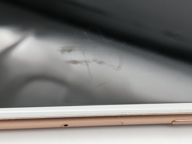【中古】Apple docomo 【SIMロック解除済み】 iPhone 8 64GB ゴールド MQ7A2J/A【大須2】保証期間１ヶ月【ランクC】_7