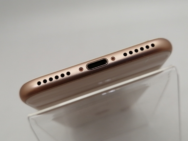 【中古】Apple SoftBank 【SIMロック解除済み】 iPhone 8 64GB ゴールド MQ7A2J/A【大須2】保証期間１ヶ月【ランクB】_3