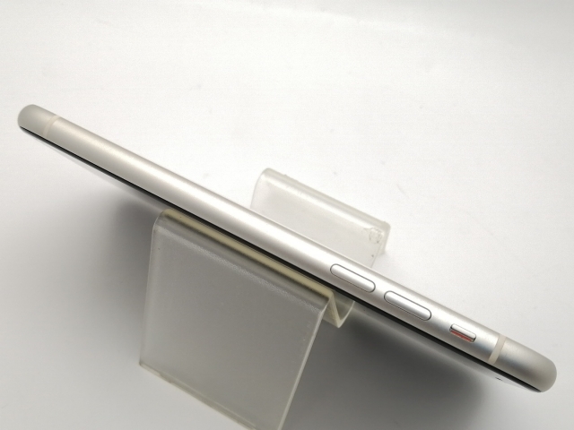 【中古】Apple au 【SIMロック解除済み】 iPhone 11 128GB ホワイト MWM22J/A【大須2】保証期間１ヶ月【ランクC】_4