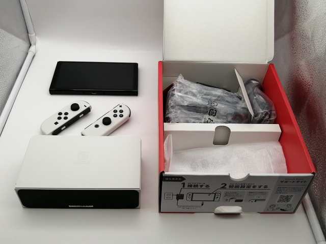 中古】Nintendo Switch 本体 (有機ELモデル) HEG-S-KAAAA