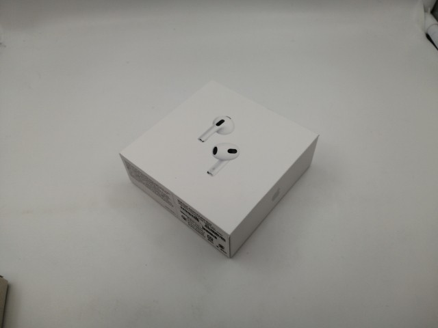 【未使用】Apple AirPods（第3世代） MagSafe充電ケース MME73J/A【大須2】保証期間１週間