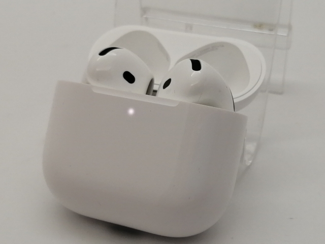 【中古】Apple AirPods 4 MXP63J/A【大須2】保証期間１ヶ月_1