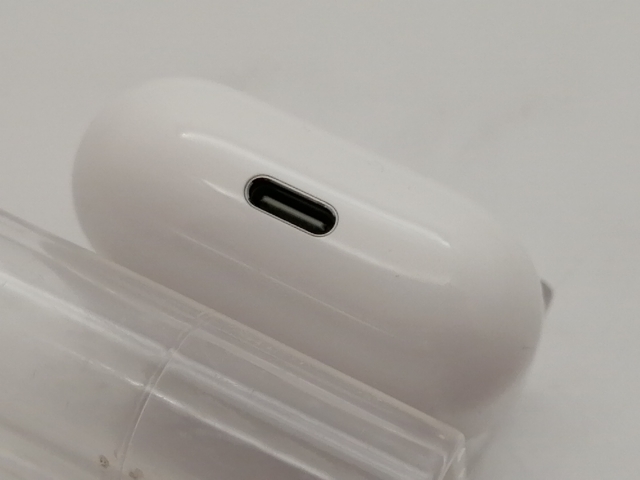 【中古】Apple AirPods 4 MXP63J/A【大須2】保証期間１ヶ月_3