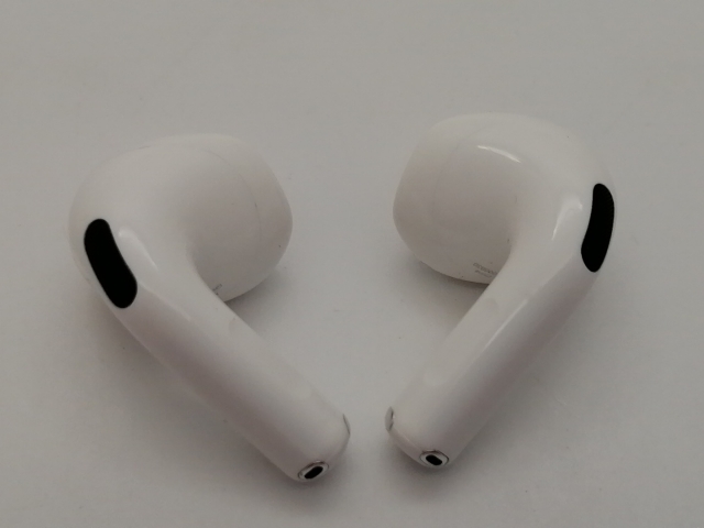 【中古】Apple AirPods 4 MXP63J/A【大須2】保証期間１ヶ月_4