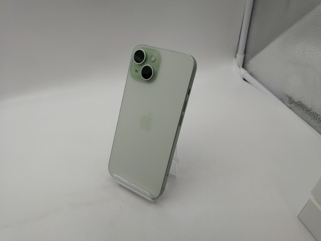 【中古】Apple 国内版 【SIMフリー】 iPhone 15 128GB グリーン MTMM3J/A【大須2】保証期間１ヶ月【ランクA】