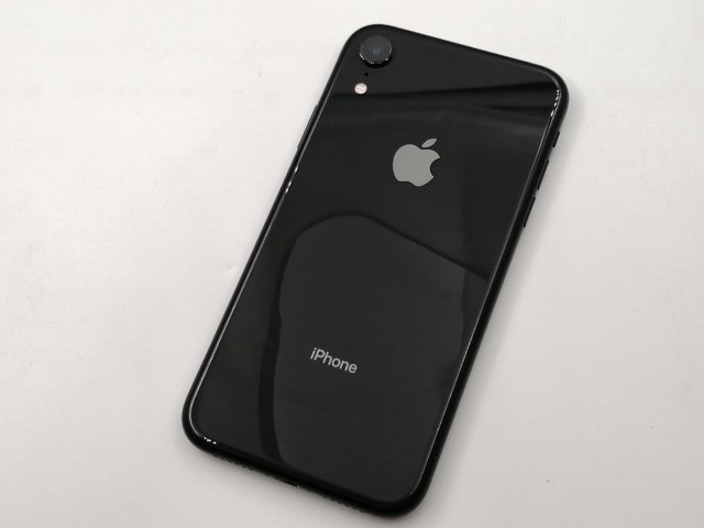 Apple - APPLE iPhoneXR 128GB ブラック　SIMロック解除済み Apple iPhoneXR 128GB 黒 au simロック解除済