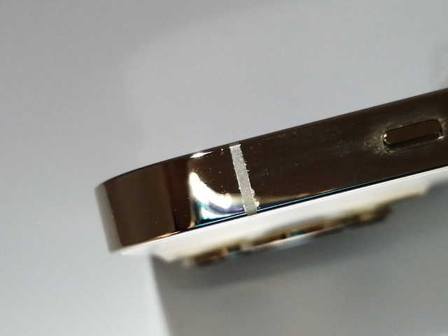 【中古】Apple docomo 【SIMフリー】 iPhone 13 Pro 512GB ゴールド MLUY3J/A【浜松駅前】保証期間１ヶ月【ランクC】