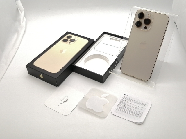 【中古】Apple docomo 【SIMフリー】 iPhone 13 Pro 512GB ゴールド MLUY3J/A【浜松駅前】保証期間１ヶ月【ランクC】