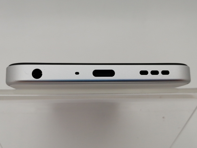 【中古】Oppo au 【SIMフリー】 OPPO A5 5G 4GB 128GB ホワイト OPG06【大阪堂島】保証期間１ヶ月【ランクA】_4