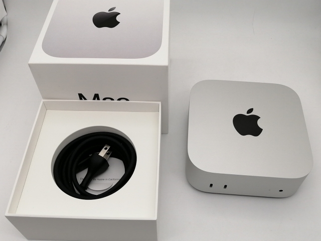 中古】Apple Mac mini M4(CPU:10C/GPU:10C) 16GB/256GB シルバー