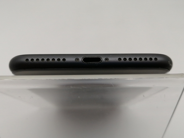 中古】Apple docomo 【SIMロック解除済み】 iPhone 8 Plus 64GB