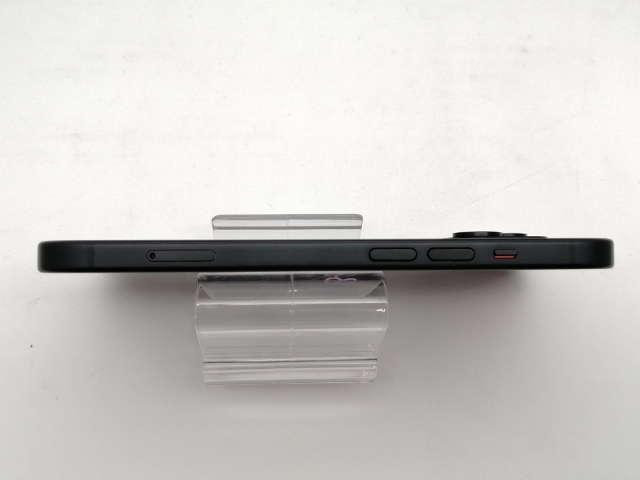 【中古】Apple SoftBank 【SIMフリー】 iPhone 15 256GB ブラック MTMN3J/A【なんば】保証期間１ヶ月【ランクB】