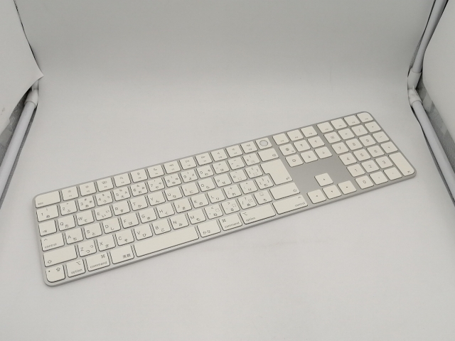 中古】Apple Magic Keyboard（テンキー付き/Appleシリコン搭載Mac用