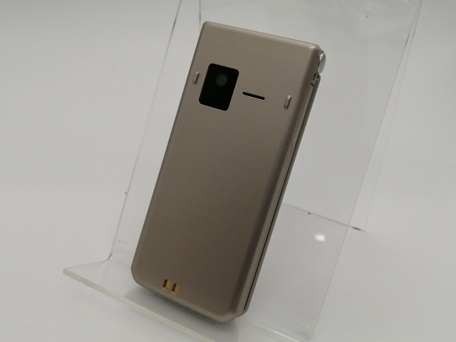 【中古】FCNT docomo 【SIMフリー】 arrows ケータイ ベーシック F-41C ゴールド【大阪本店】保証期間１ヶ月【ランクB】_2
