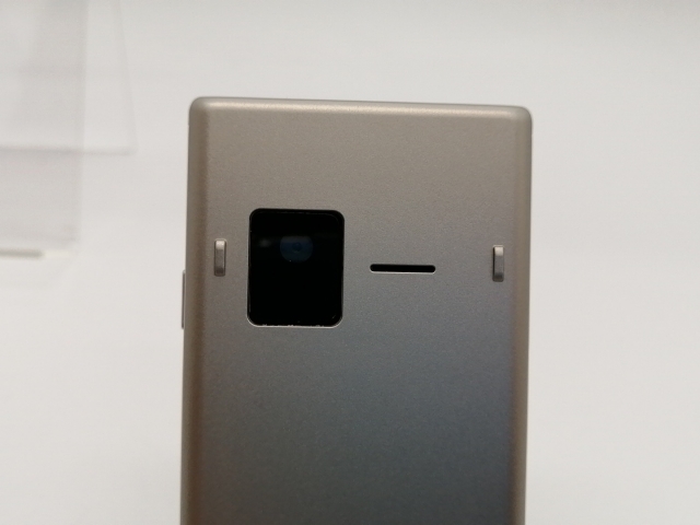 【中古】FCNT docomo 【SIMフリー】 arrows ケータイ ベーシック F-41C ゴールド【大阪本店】保証期間１ヶ月【ランクB】_7