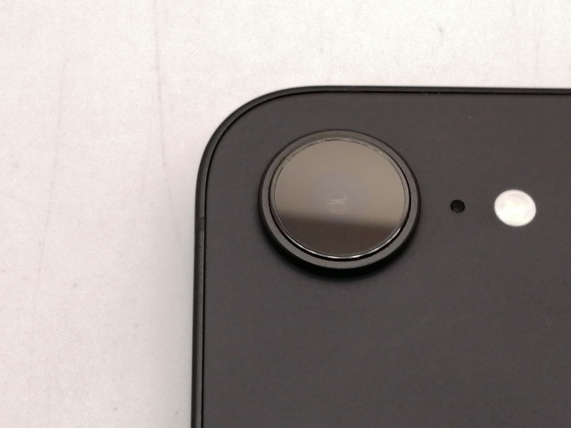 【中古】Apple 国内版 【SIMフリー】 iPhone 16e 128GB ブラック MD1Q4J/A【広島本通】保証期間１ヶ月【ランクA】_3